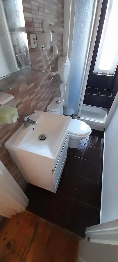 Lxroller Quionga Big Terraced Apartment - 5 Rooms Lisbon