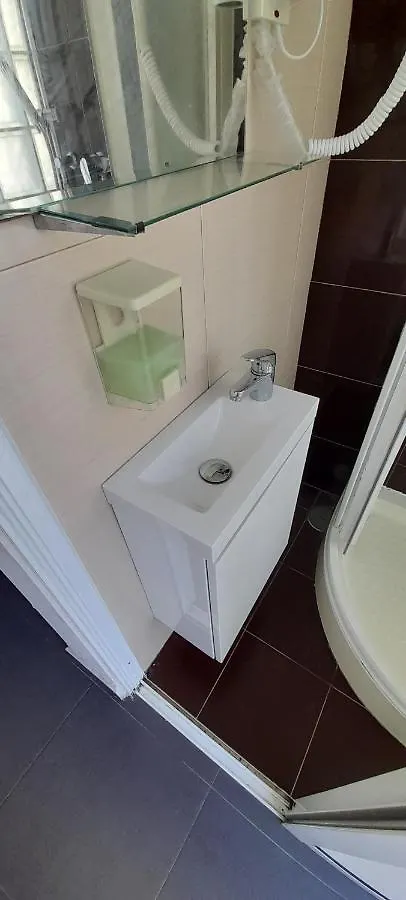 Lxroller Quionga Big Terraced Apartment - 5 Rooms Lisbon